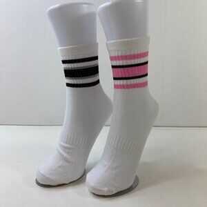 Womens 2-Pack Striped White Crew Socks Ribbed Cuff Pink Black Stripes